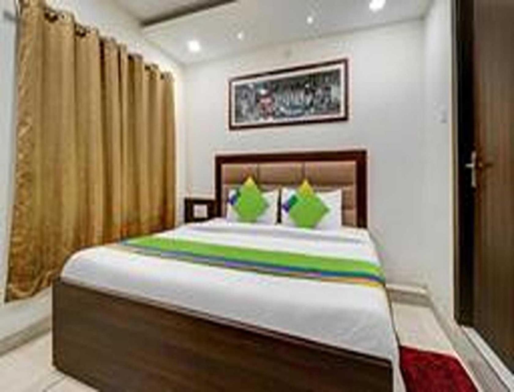 Hotel O Tp Suites New Delhi Exterior photo